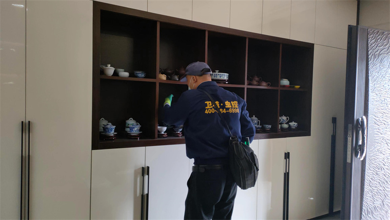 惠州市白蚁防治中心-卫城专业技师团队携高端白蚁检测设备上门检测